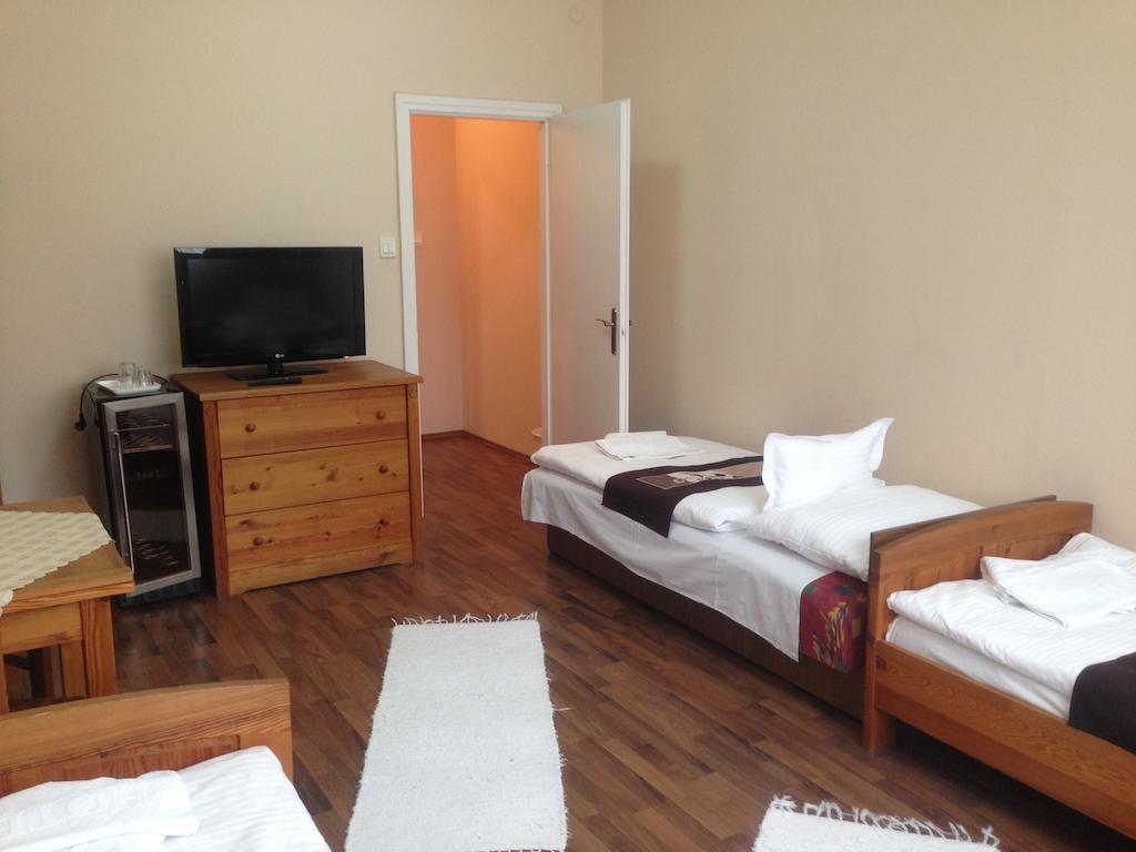 Vasvirag Hotel Celldomolk Phòng bức ảnh