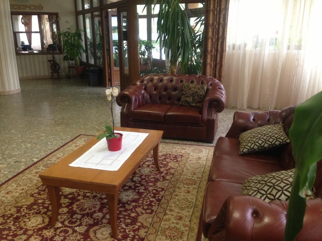Vasvirag Hotel Celldomolk Ngoại thất bức ảnh
